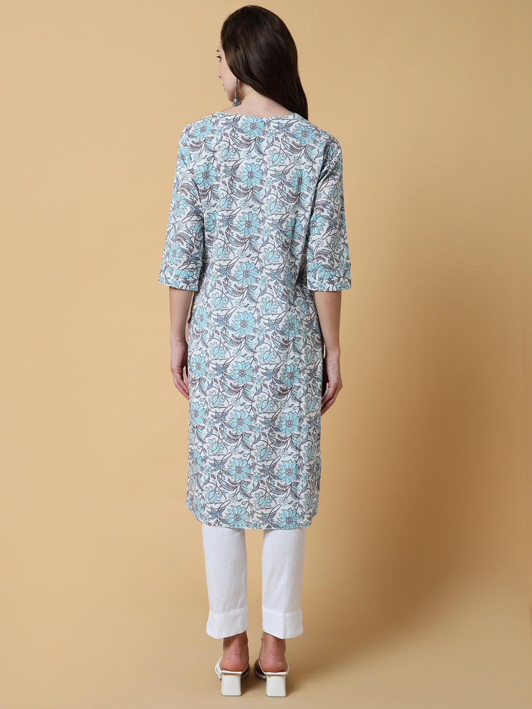 Women Blue Floral Straight Kurta