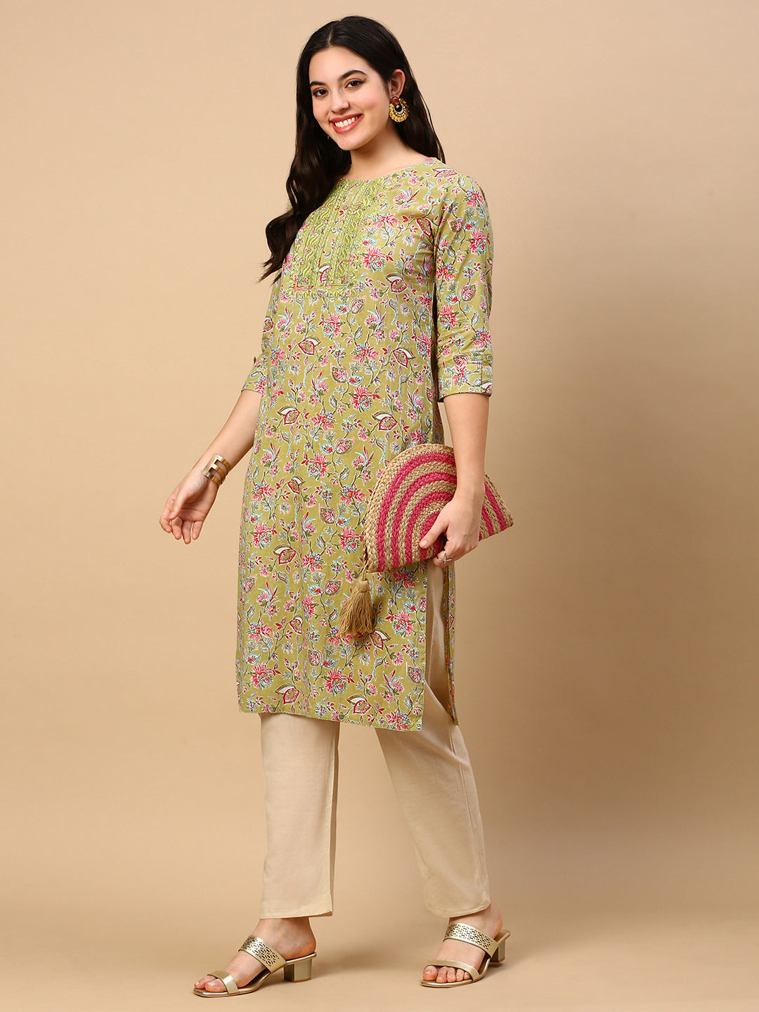 Women Green Floral Straight Kurta