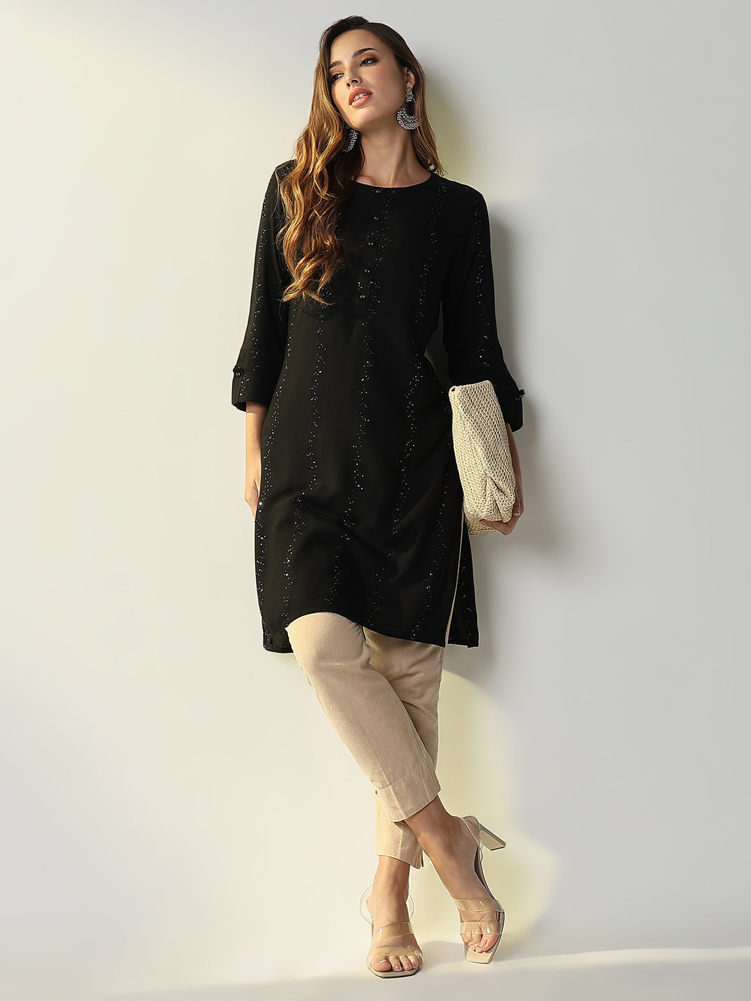 Women Black Solid Straight Kurta