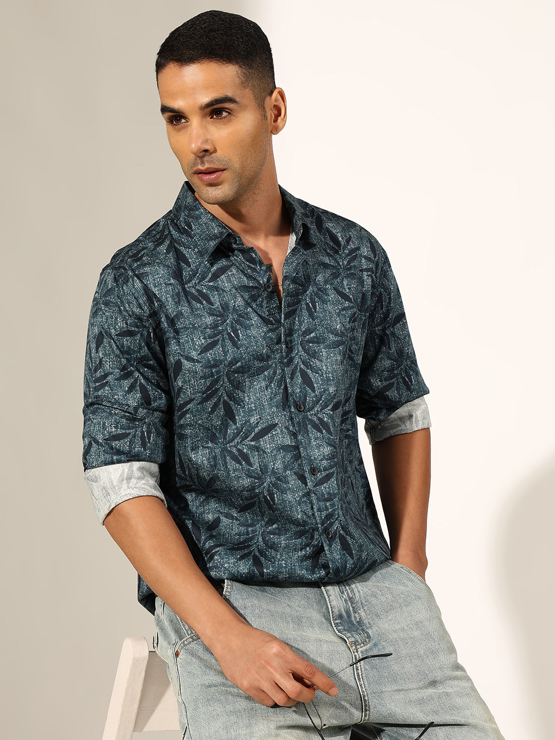 Men's Floral Blue Slim Fit Casual Shirt