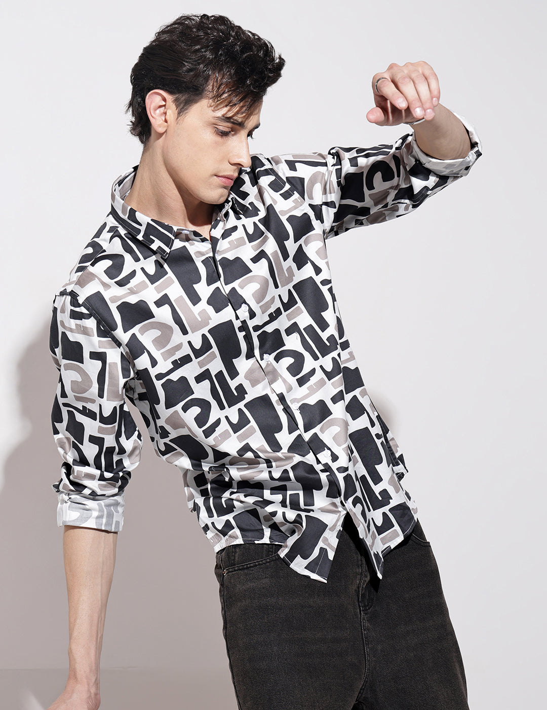 Men's Abstract Print White Full Sleeve Regular Fit Shirt