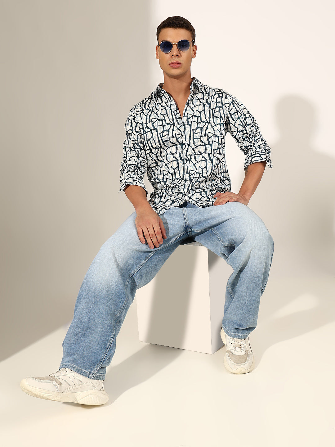 Men's Abstract Blue Regular Fit Casual Shirt