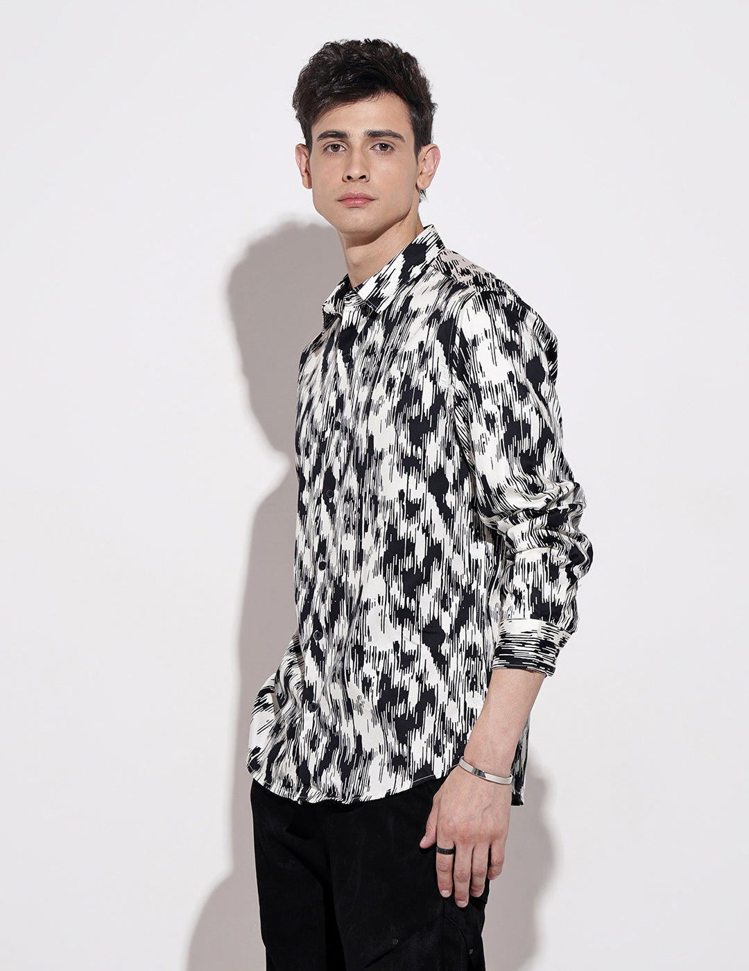 Men's Abstract Print White Full Sleeve Regular Fit Shirt