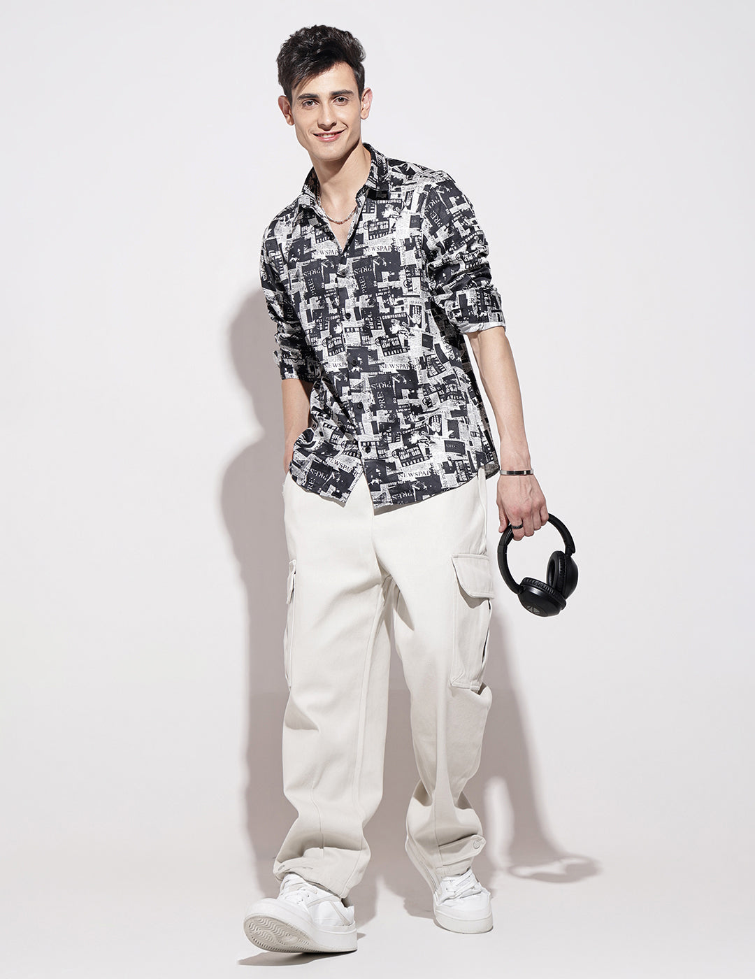 Men's Abstract Print Black Full Sleeve Regular Fit Shirt