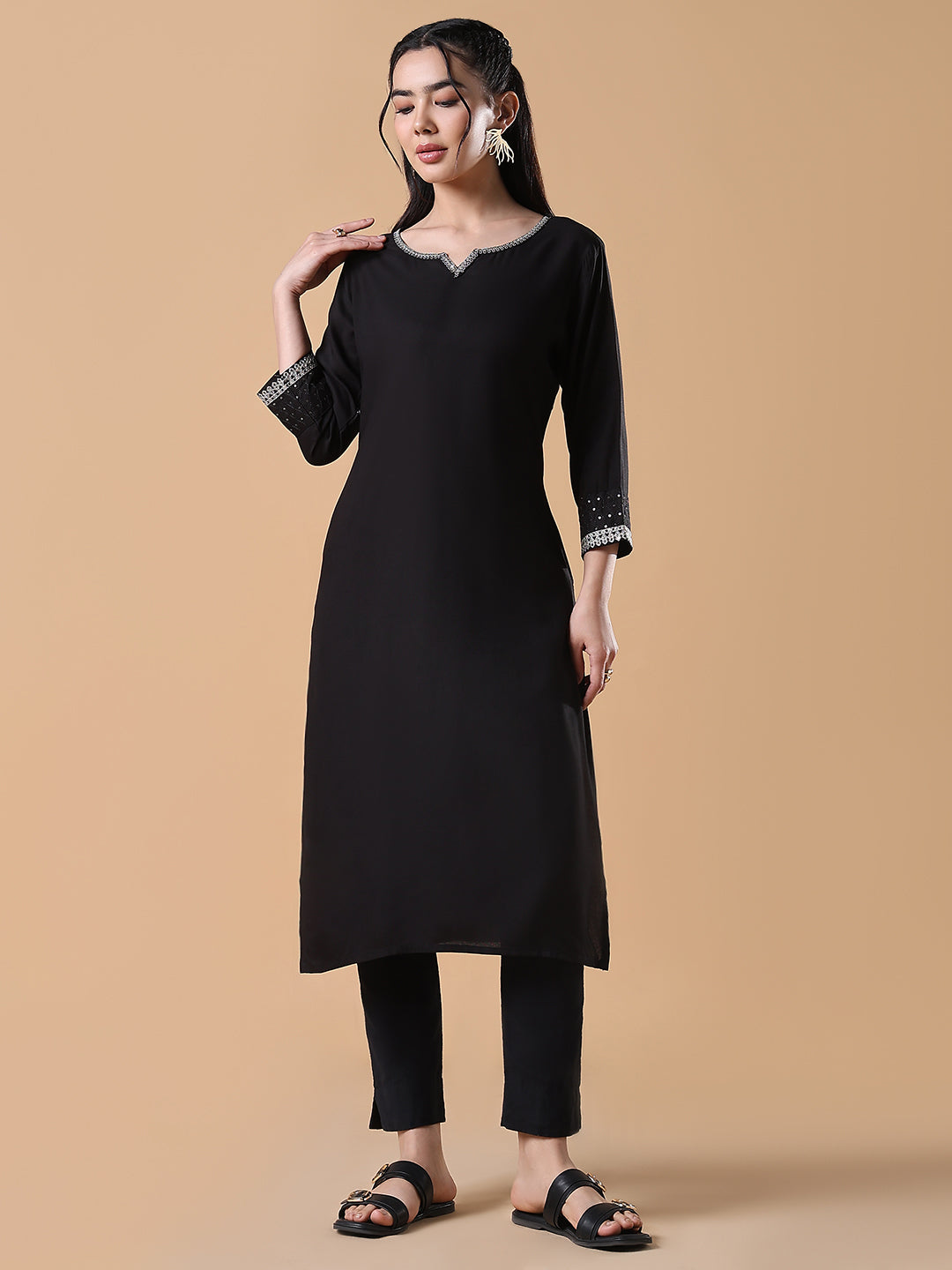 Women Black Solid Cotton Silk Straight Kurta