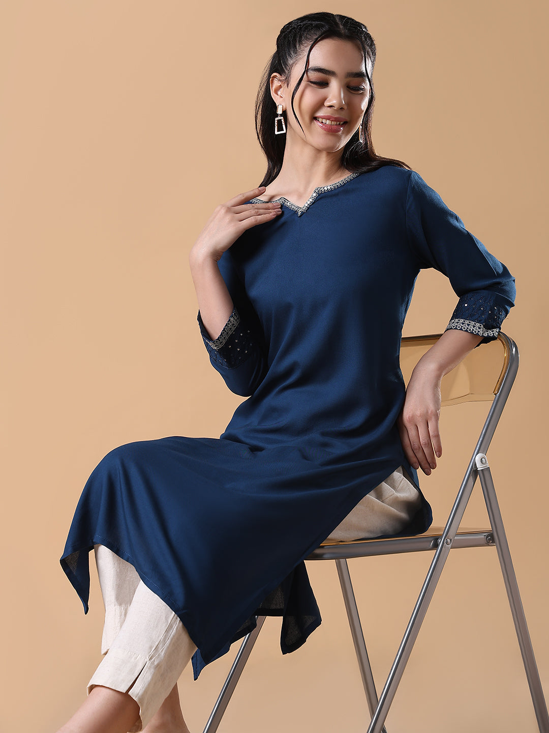 Women Blue Solid Cotton Silk Straight Kurta