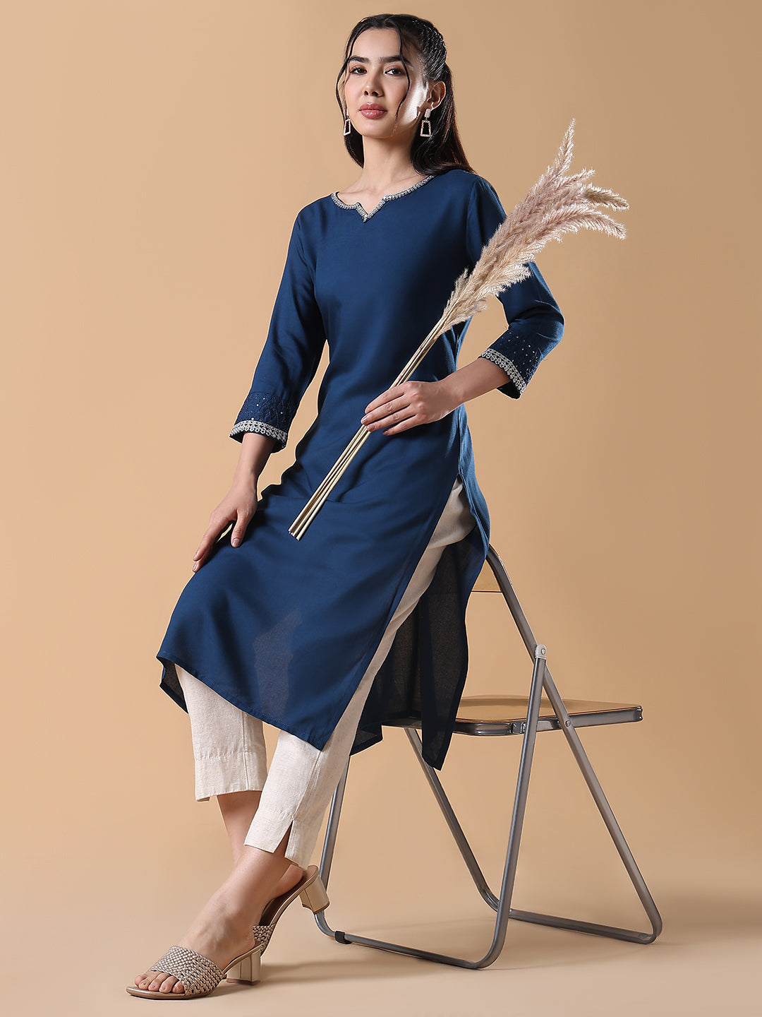 Women Blue Solid Cotton Silk Straight Kurta