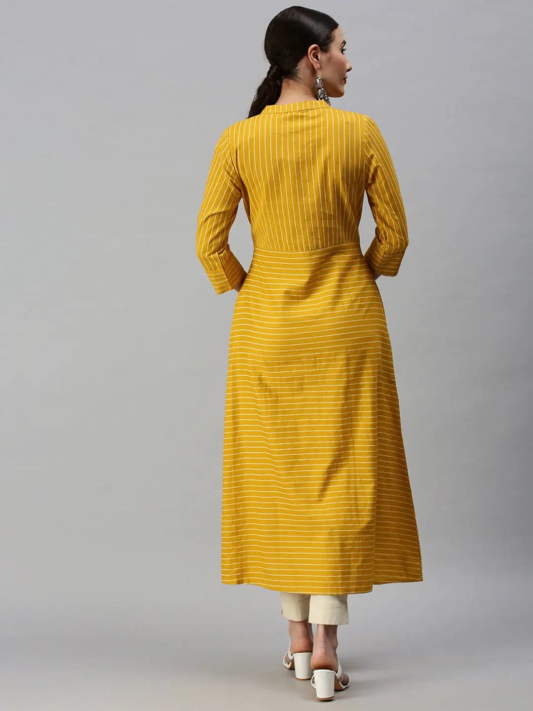 Women's Mandarin Collar Printed Yellow A-Line Kurta