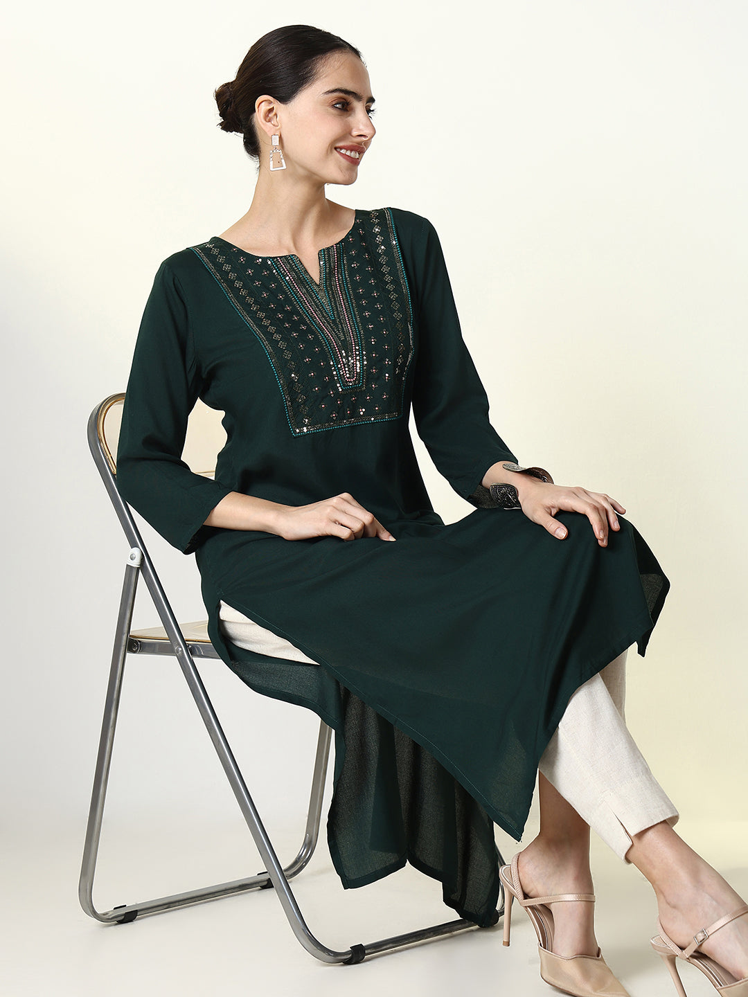 Women Embellished Straight Green Kurta