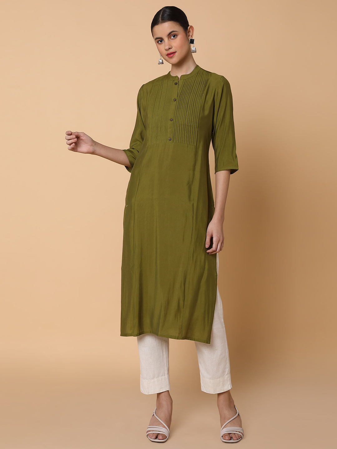 Women Solid Green Straight Kurta