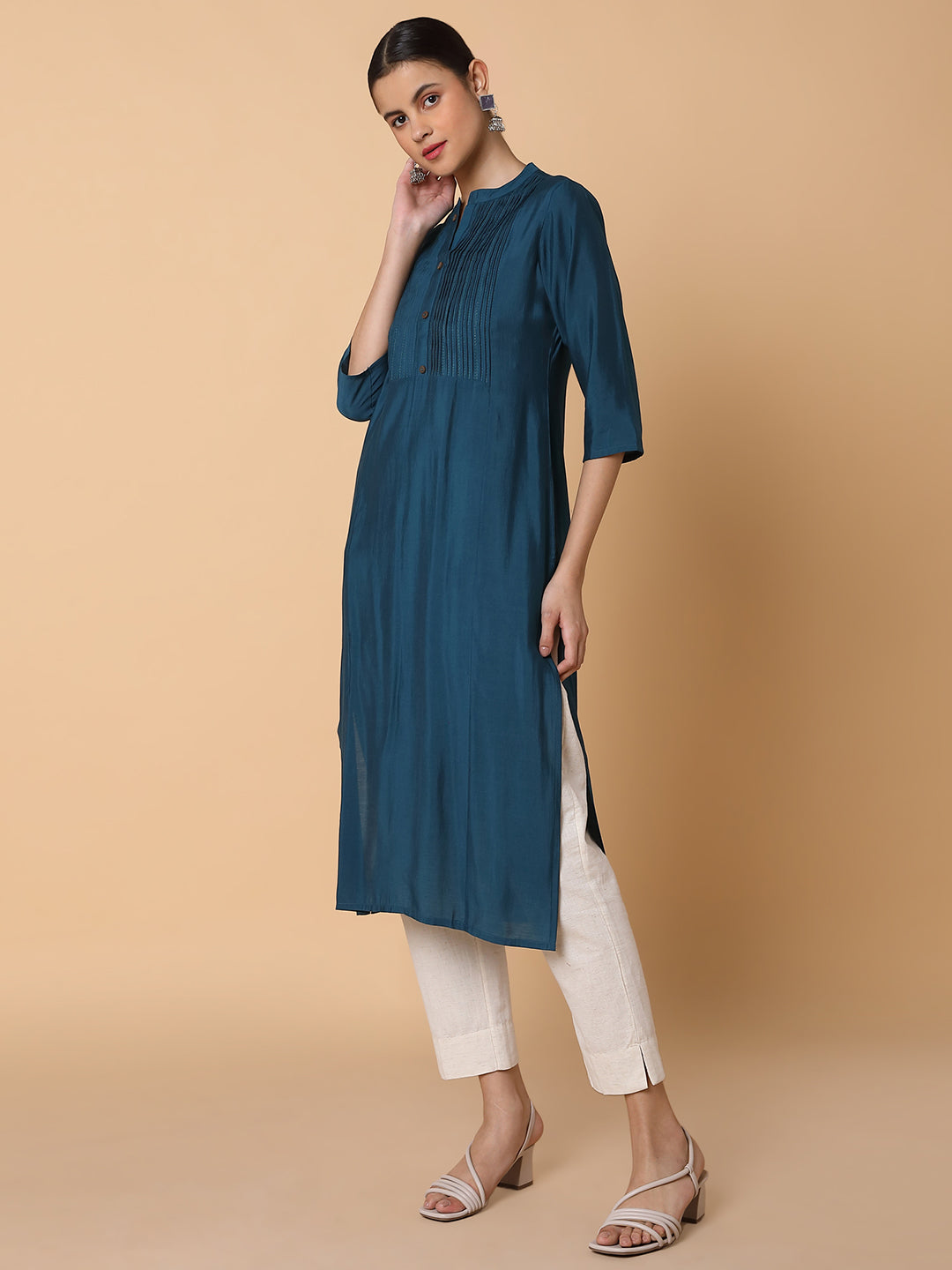 Women Solid Teal Straight Kurta