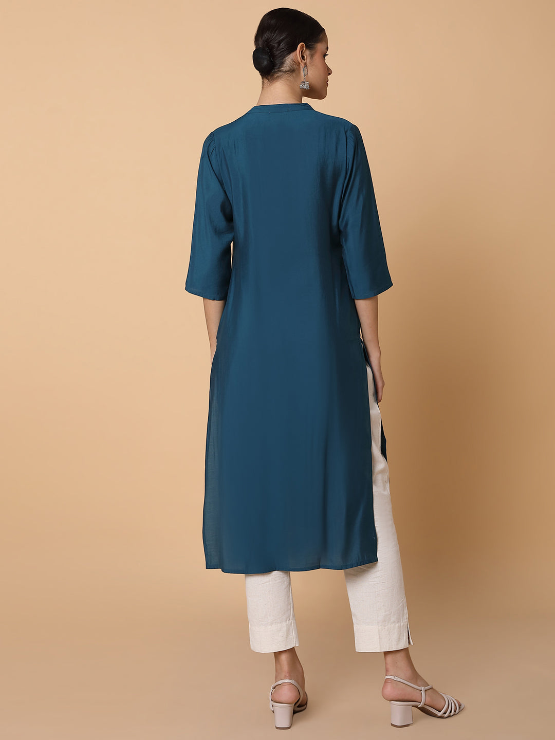 Women Solid Teal Straight Kurta