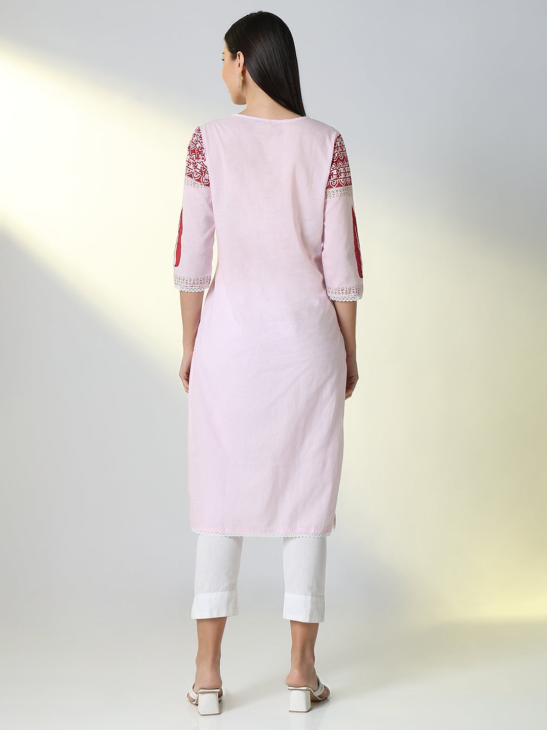 Women Pink Ethnic Motifs Straight Kurta