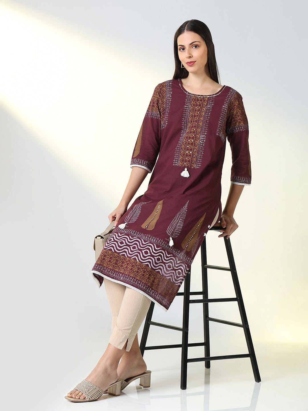 Women Purple Ethnic Motifs Straight Kurta