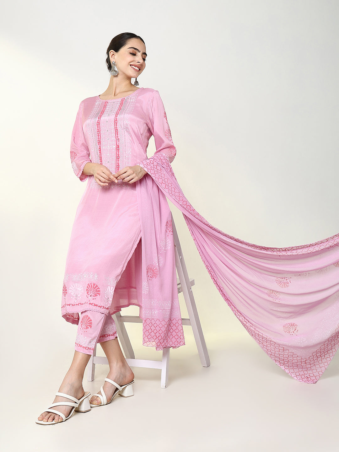 Women Floral Pink Straight Kurta Set with Dupatta