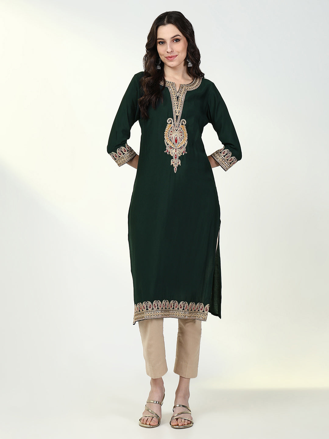 Women Green Solid Straight Kurta