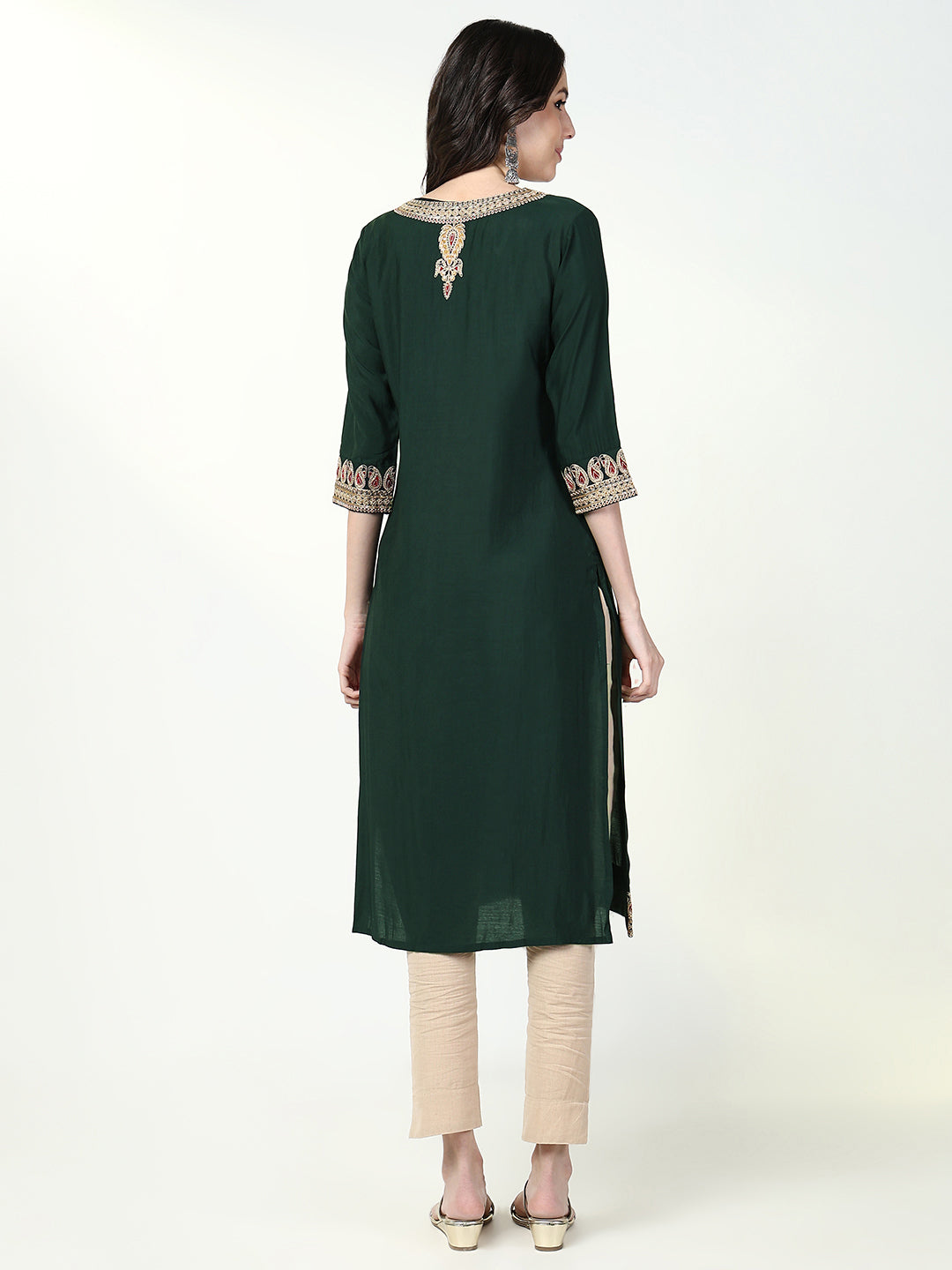 Women Green Solid Straight Kurta