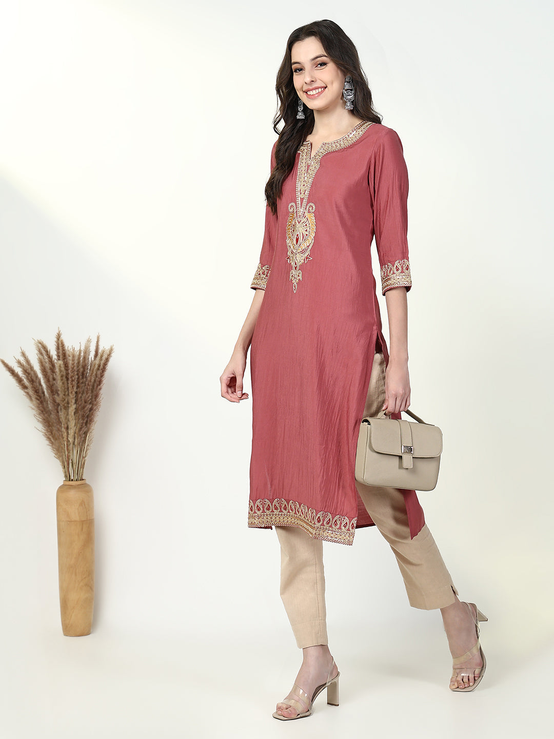 Women Pink Solid Straight Kurta