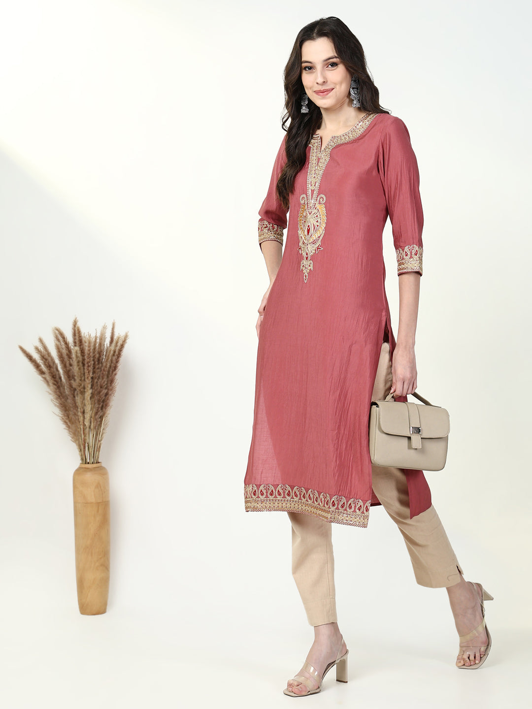 Women Pink Solid Straight Kurta