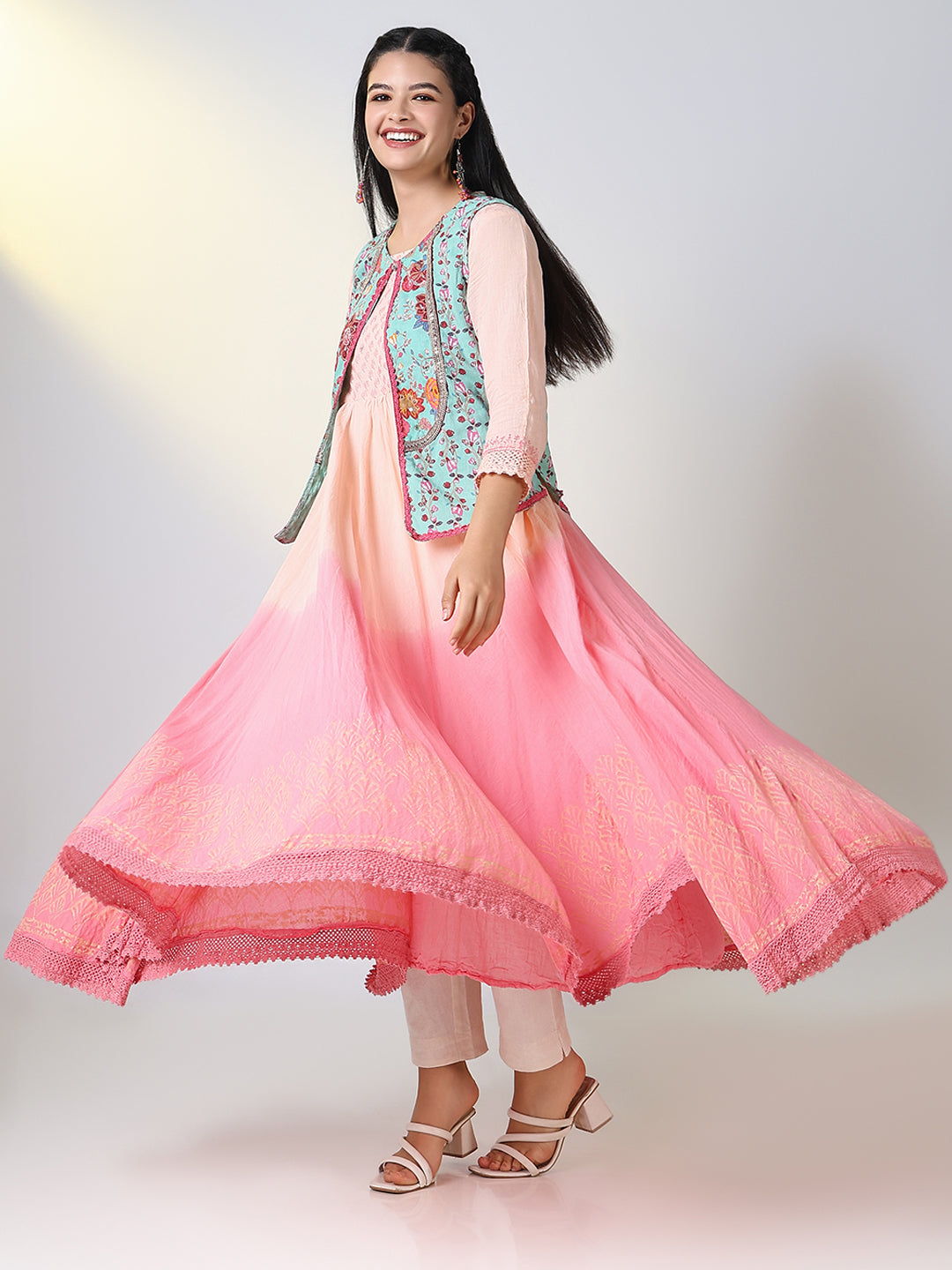 Women Peach Ethnic Motifs Anarkali Kurta with Overcoat