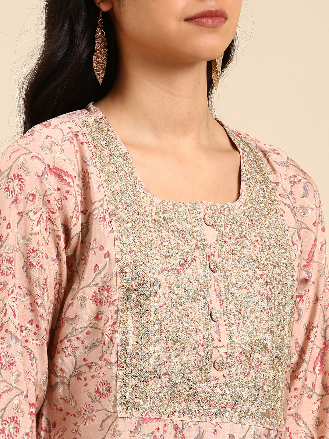 Women Floral Peach Straight Kurta Set with Dupatta