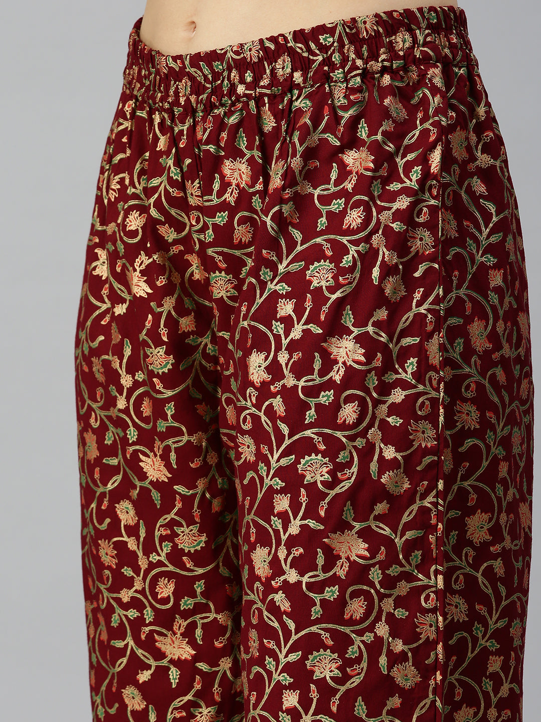 Women Straight Maroon Printed Kurta and Trousers