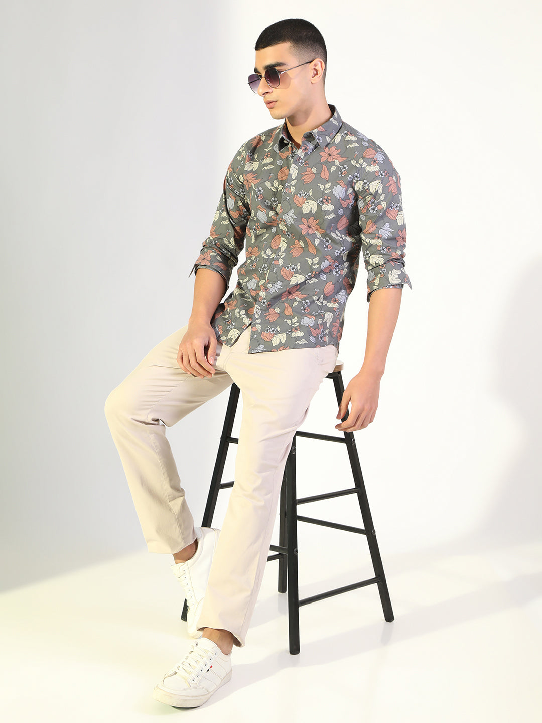 Men's Floral Grey Regular Fit Casual Shirt