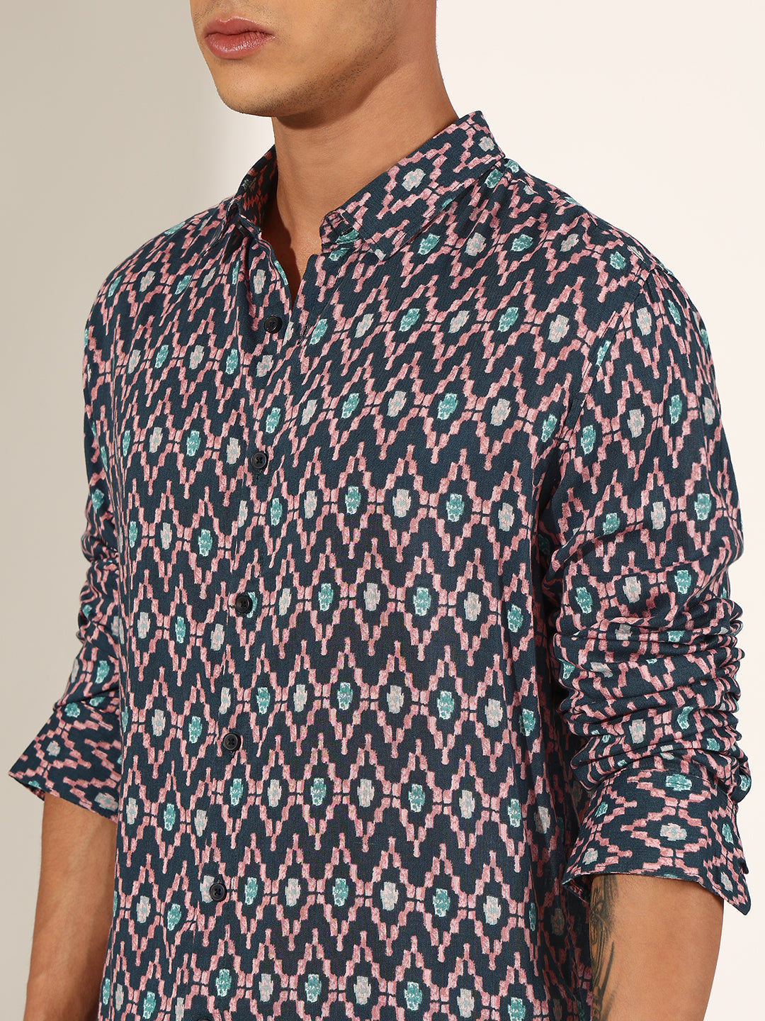 Men's Geometric  Blue Regular Fit Casual Shirt