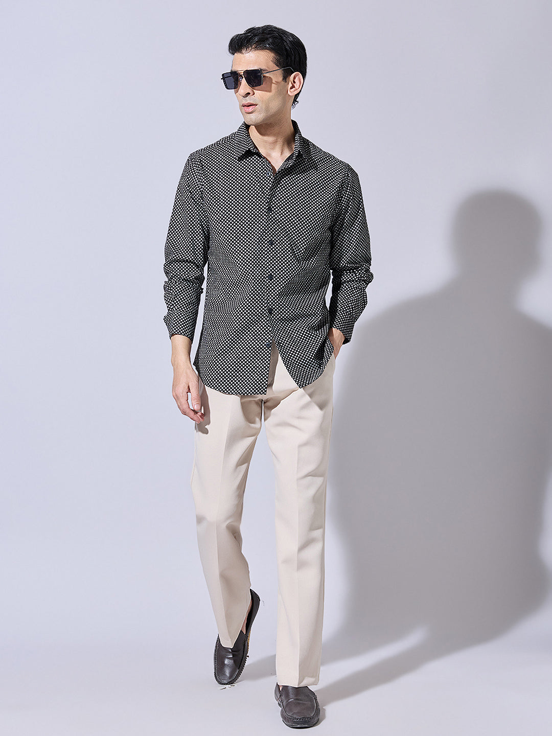 Men's Printed Black Regular Fit Shirt