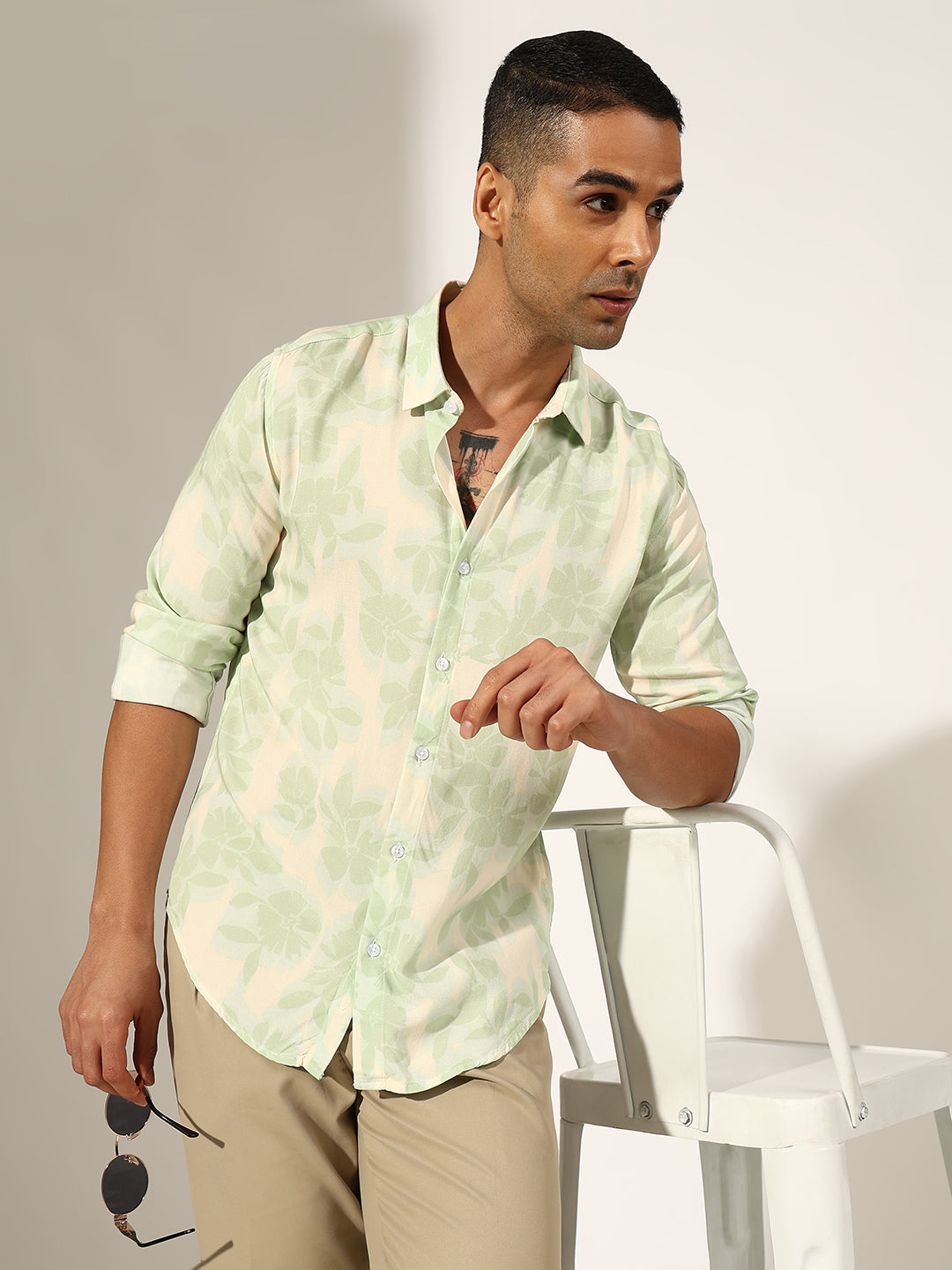 Men's Floral Green Regular Fit Casual Shirt