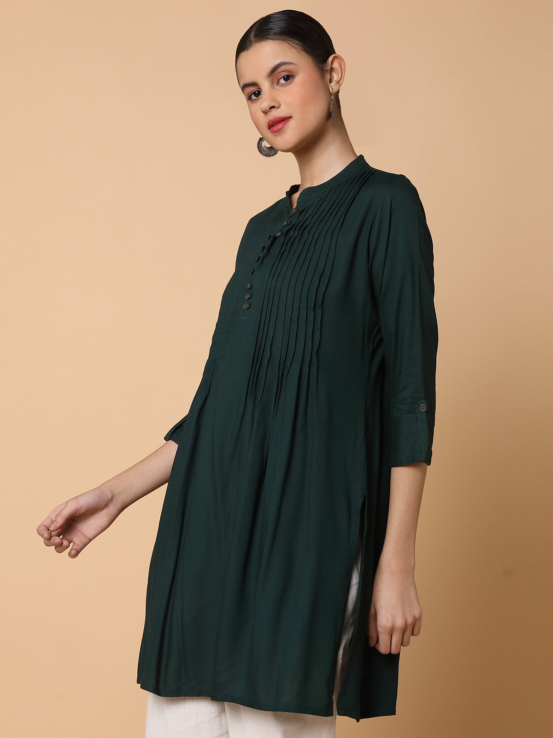 Women's Solid Green Straight Kurti