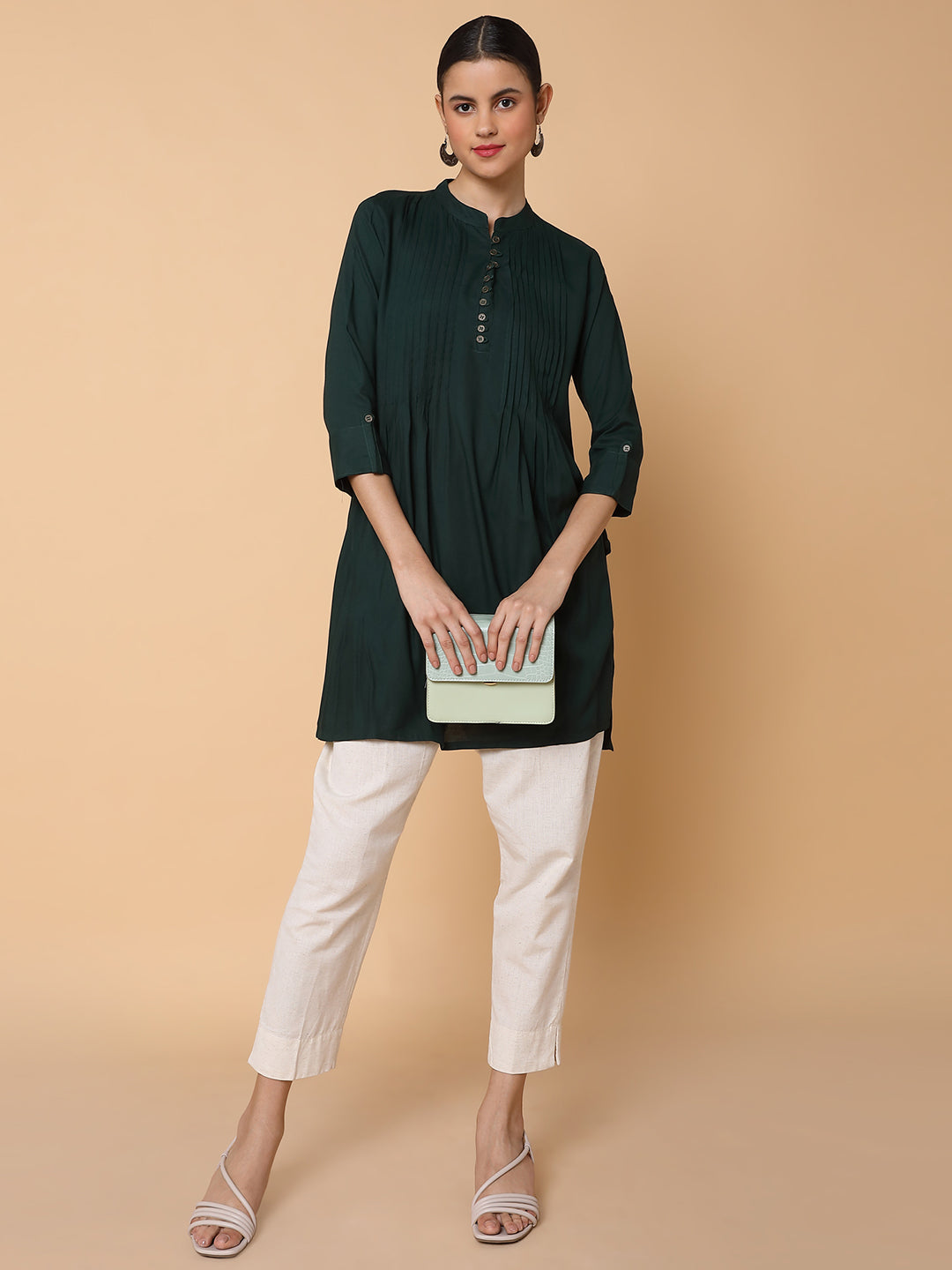Women's Solid Green Straight Kurti