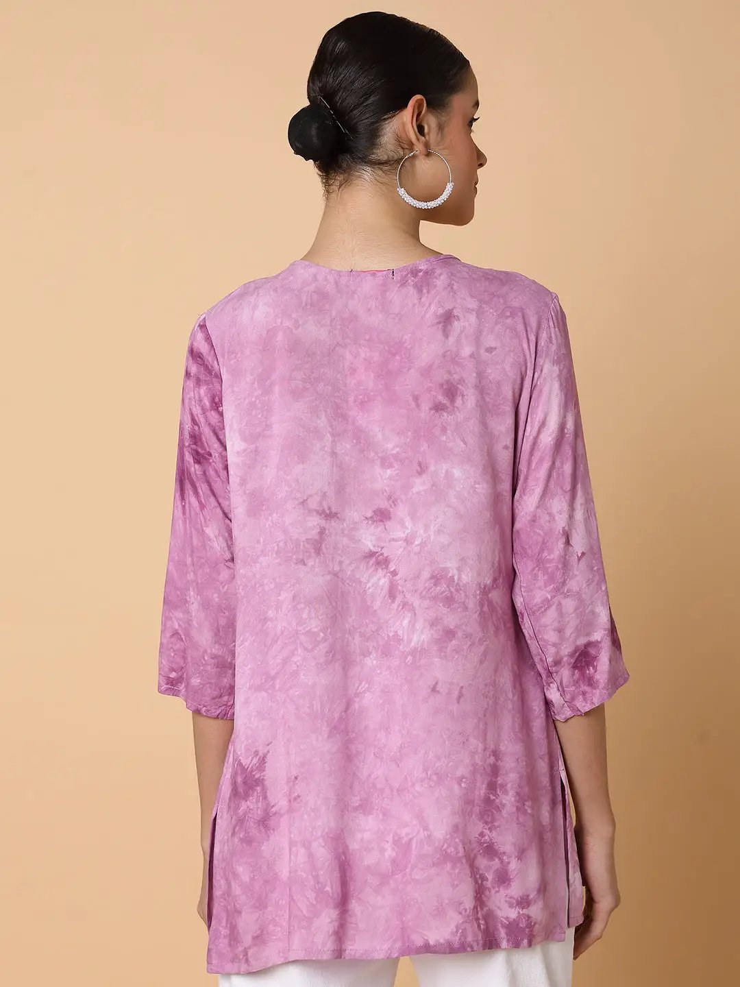 Women's Floral Lavender Chikankari Kurti