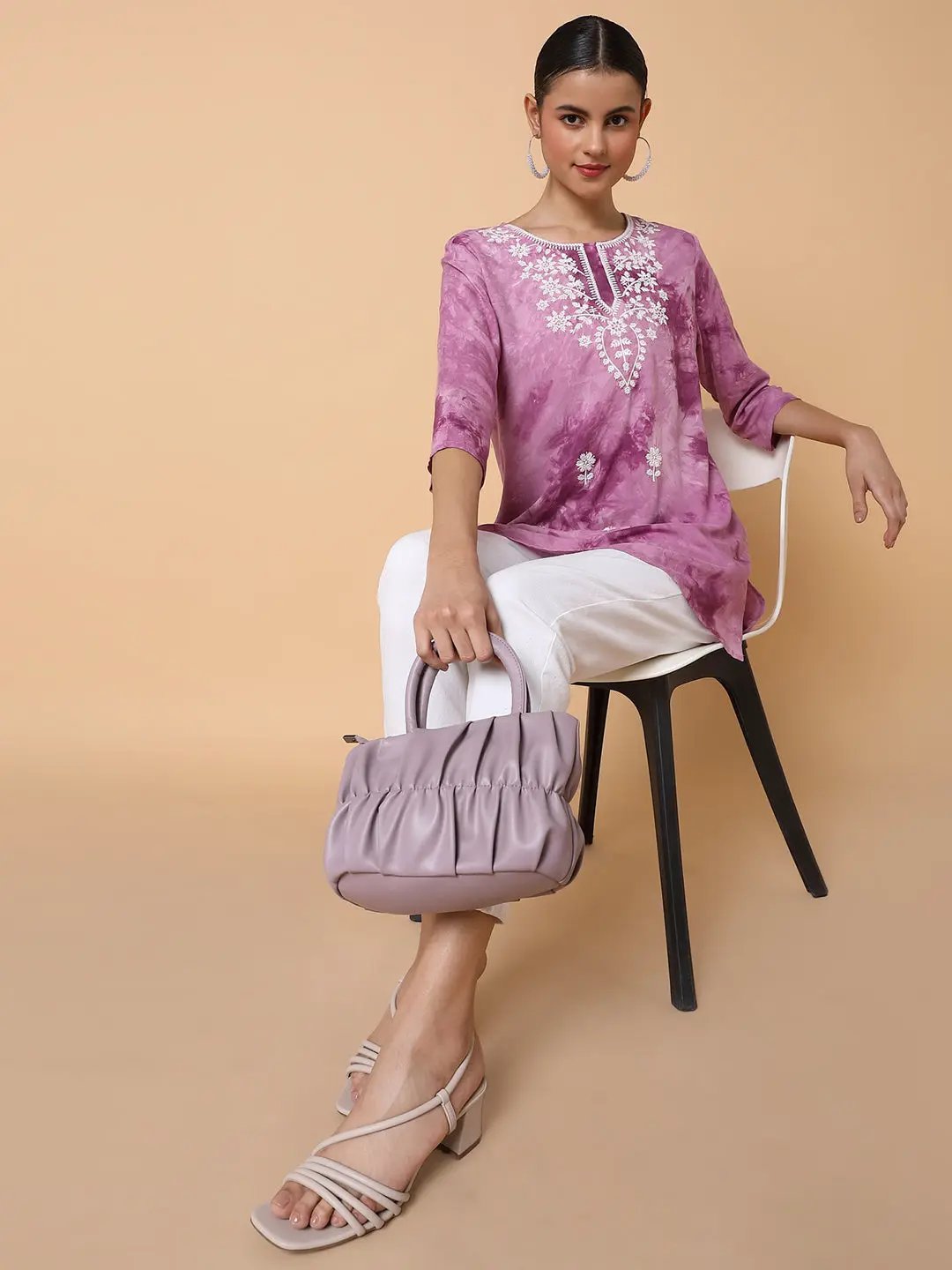 Women's Floral Lavender Chikankari Kurti