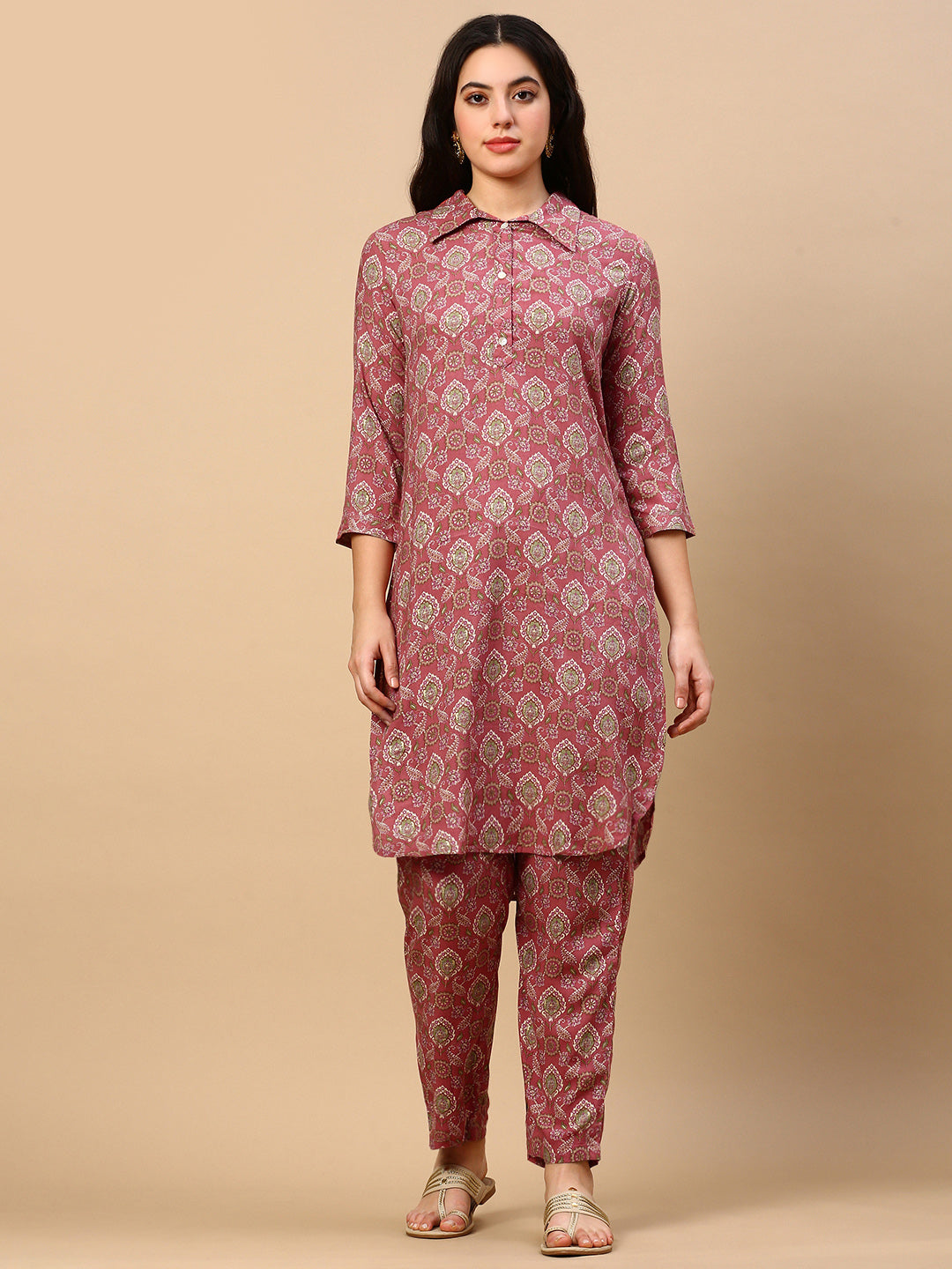 Women Graphic Pink Straight Kurta Set