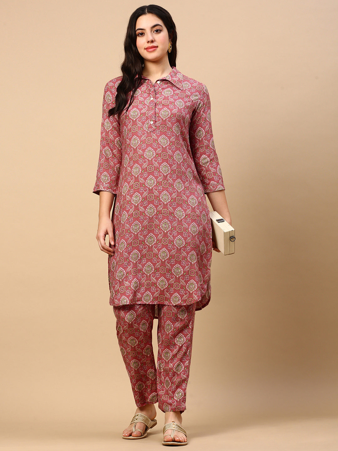 Women Graphic Pink Straight Kurta Set