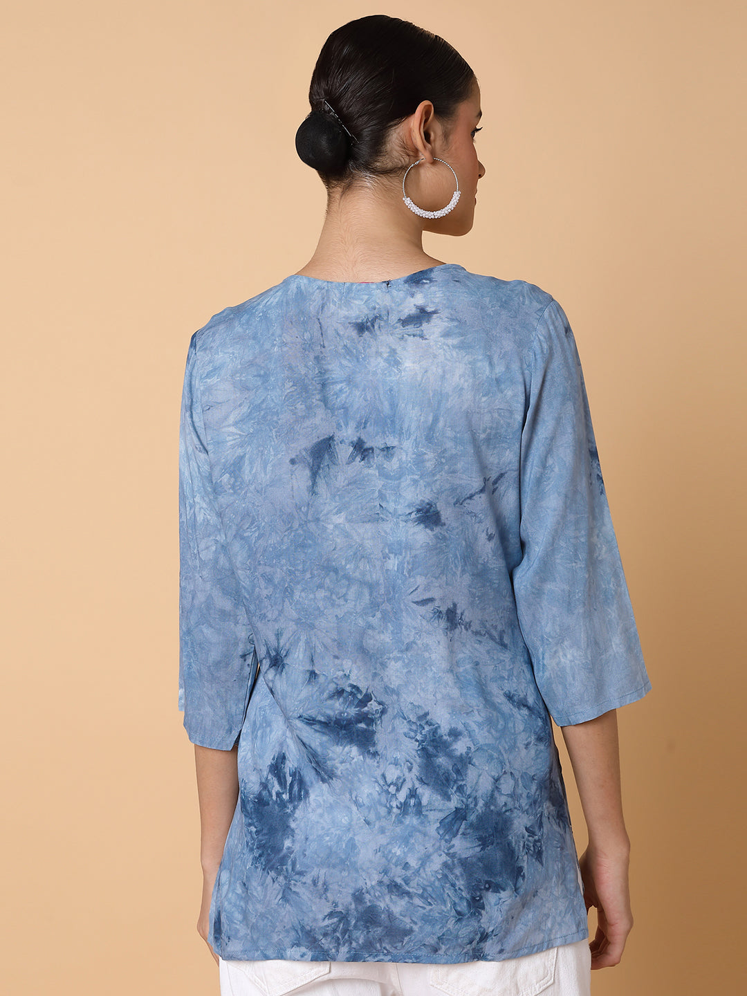 Women's Floral Blue Yoke Design Chikankari Kurti