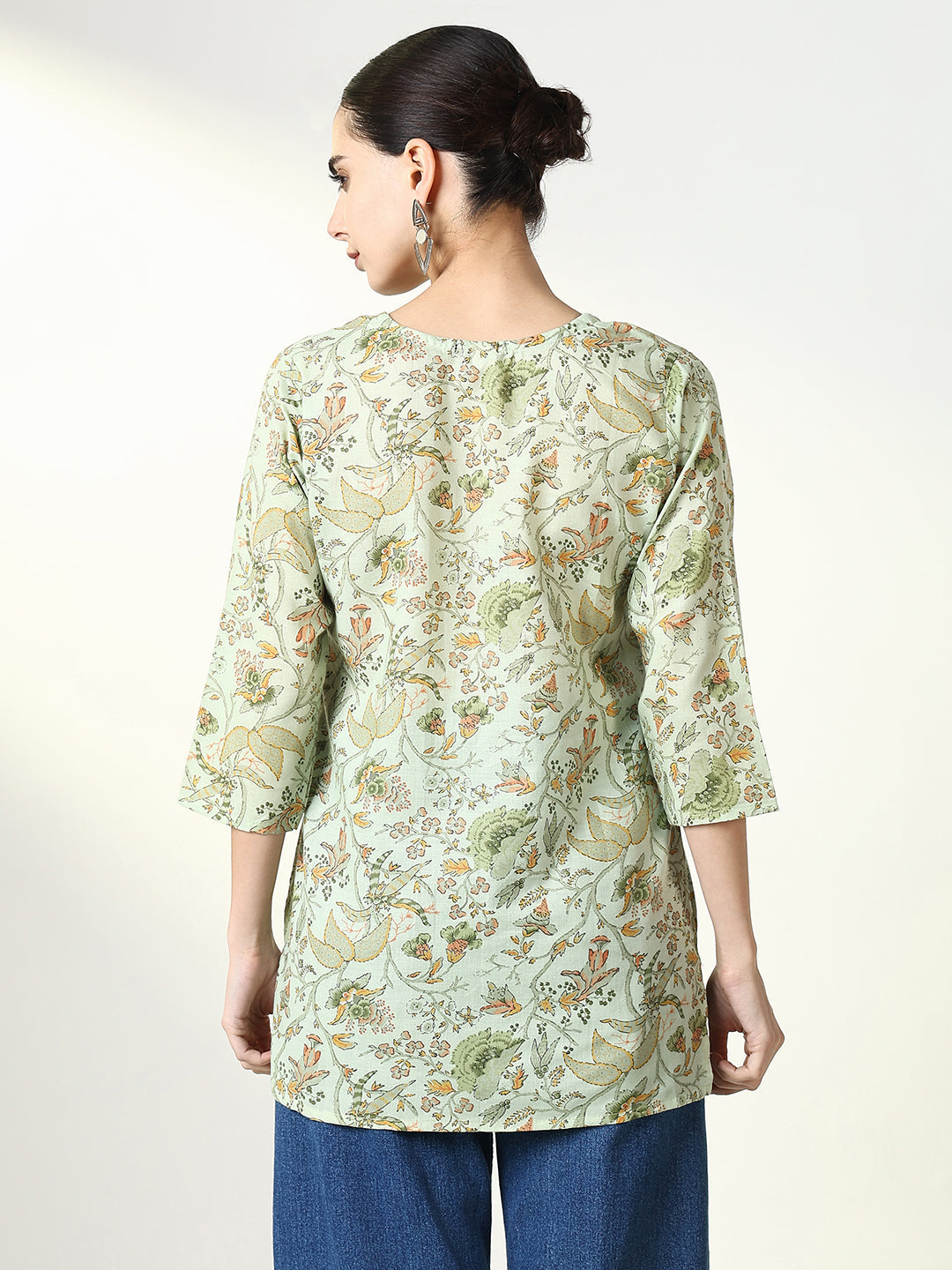 Women Green Floral Straight Kurti