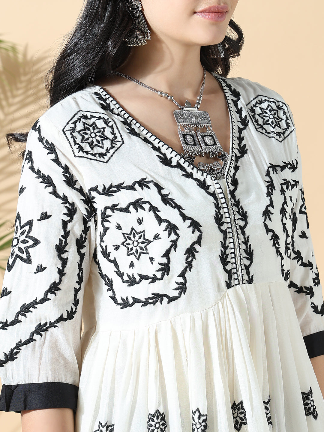 Women White Printed Cotton Anarkali Kurta