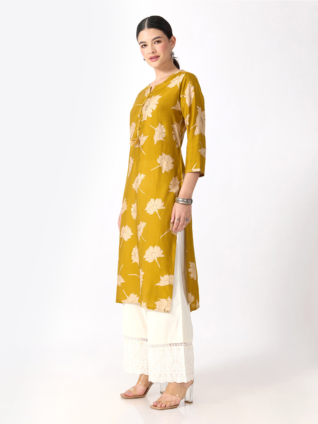 Women’s Floral Printed Yellow Straight Kurta