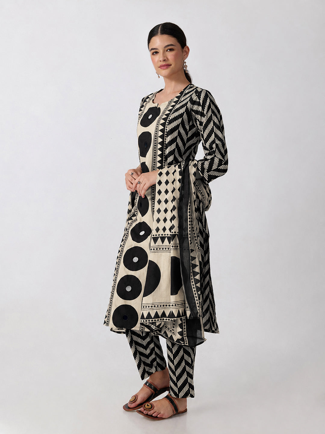 Women’s Geometric Printed Black Straight Kurta Set with Mirror Detail and Dupatta