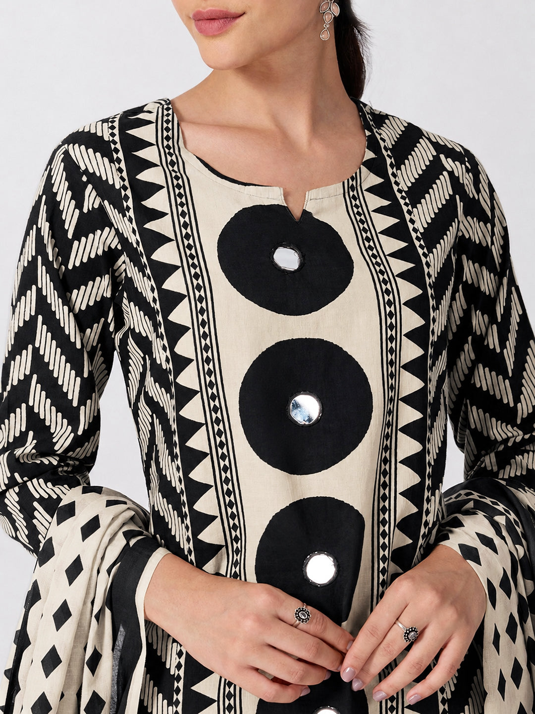 Women’s Geometric Printed Black Straight Kurta Set with Mirror Detail and Dupatta