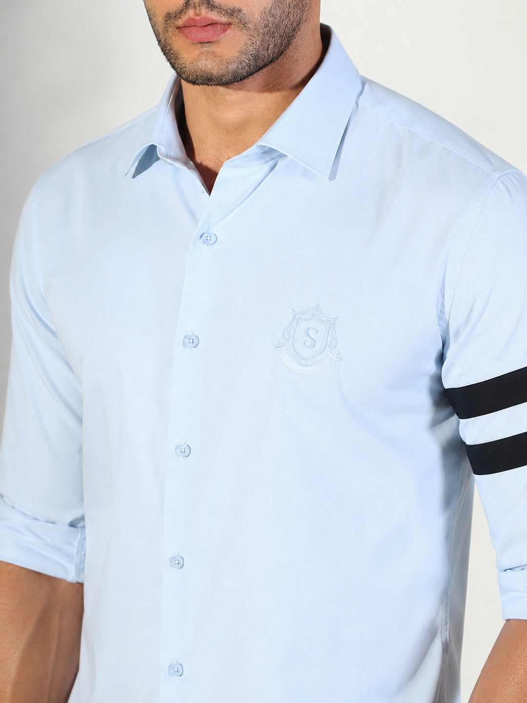 Men’s Blue Regular Fit Long Sleeves Shirt with Contrast Arm Stripes