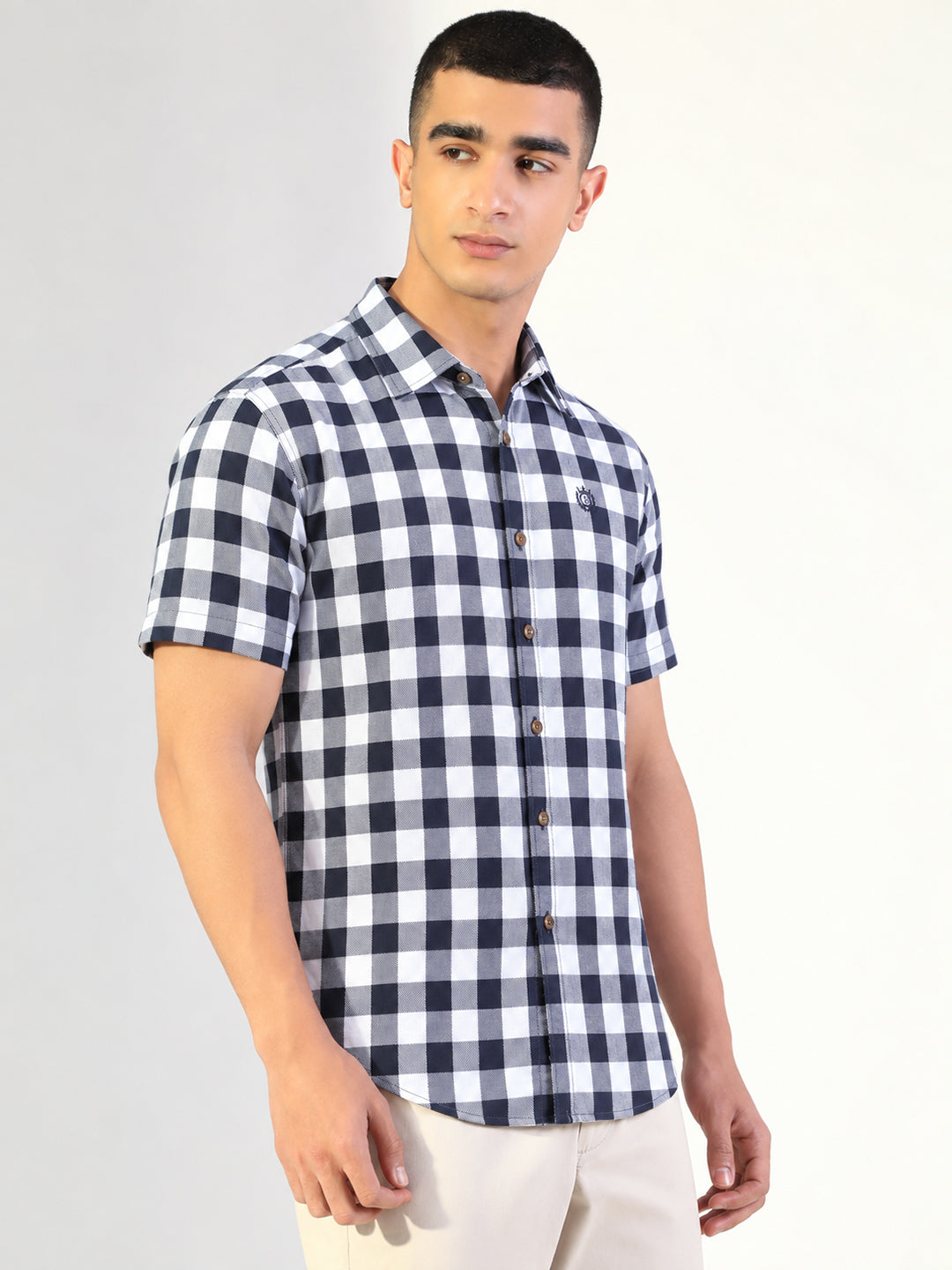 Men’s Checked White Regular Fit Short Sleeves Casual Shirt