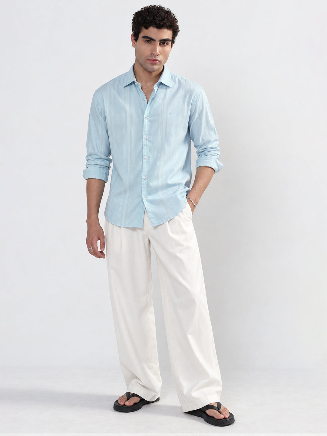 Men’s Vertical Striped Blue Slim Fit Long Sleeves Shirt