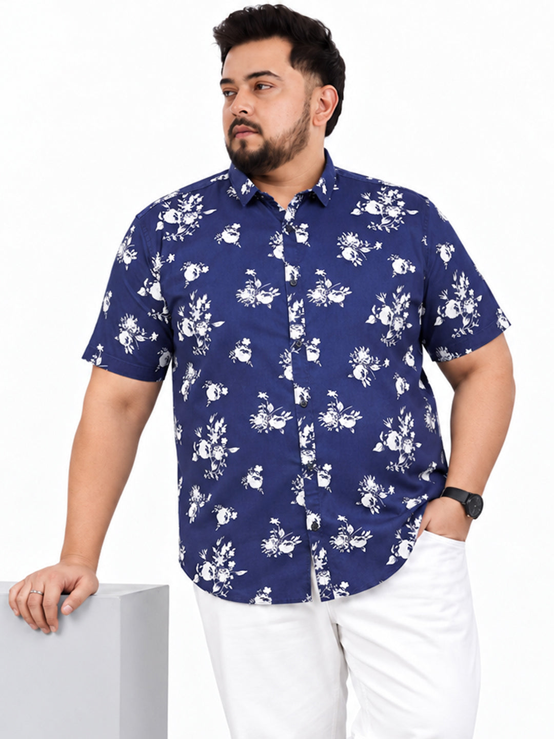 Men’s Floral Printed Navy Blue Short Sleeves Shirt with Spread Collar