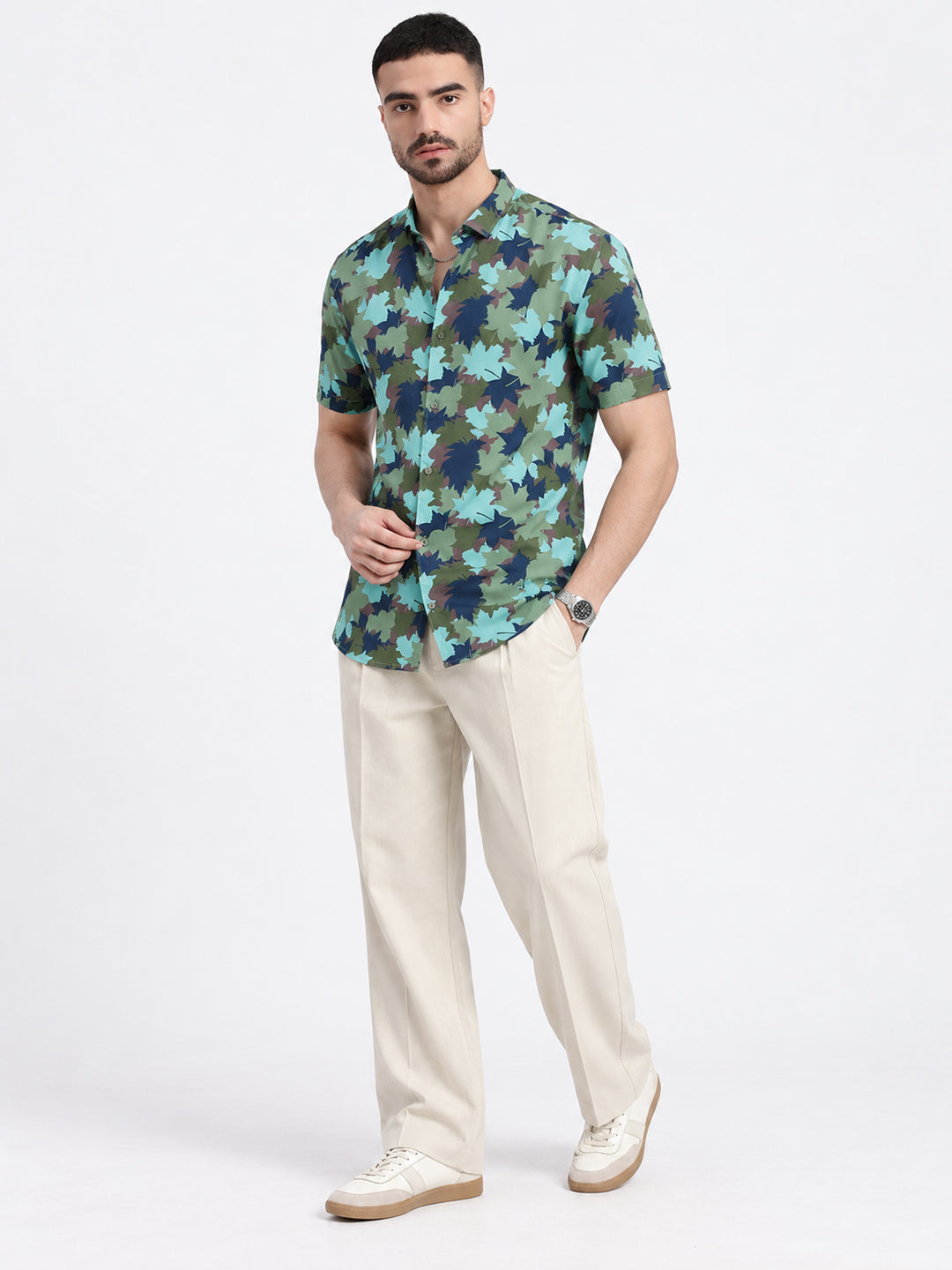 Men’s Printed Green Regular Fit Short Sleeves Casual Shirt