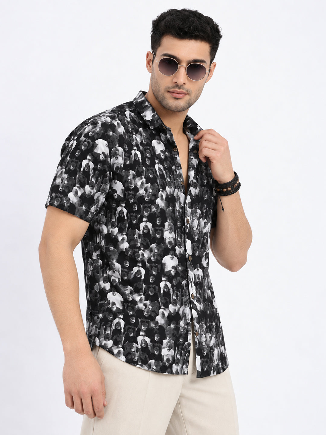 Men’s Printed Black Slim Fit Short Sleeves Shirt