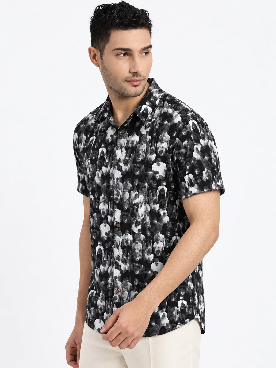 Men’s Printed Black Slim Fit Short Sleeves Shirt