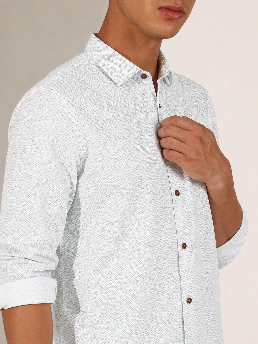 Men’s Geometric Printed White Long Sleeves Casual Shirt with Spread Collar